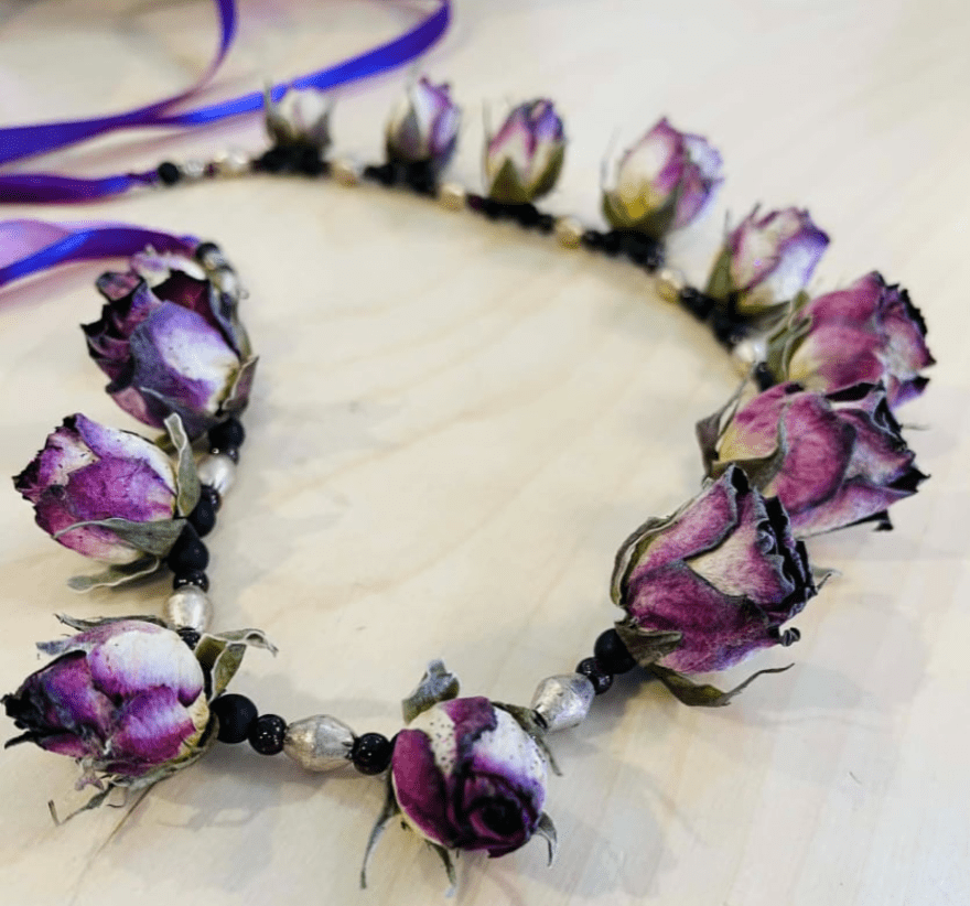 Rose Crown: Purple Garnet